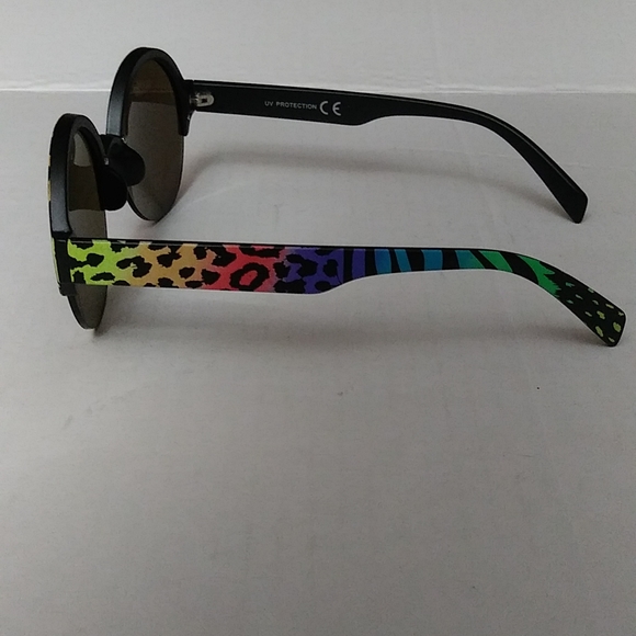 Circle Frame multi color sunglasses - Picture 5 of 5